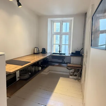 Ξενοδοχείο με διαμερίσματα Latin Quater 3*