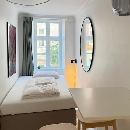 Hotel apartamentowy Latin Quater 3*