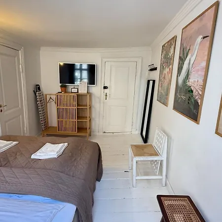 Latin Quater Hotel apartamentowy 3*